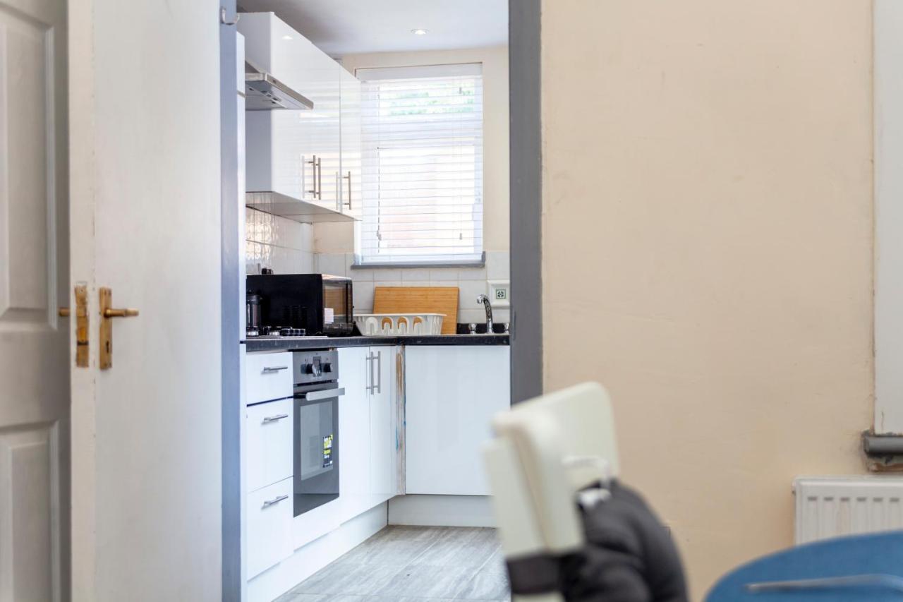 Highlands Gardens Suites Ilford Eksteriør billede